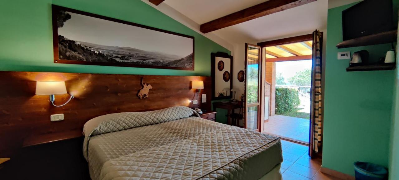 Locanda Mossa Dei Barbari Buriano  Bagian luar foto