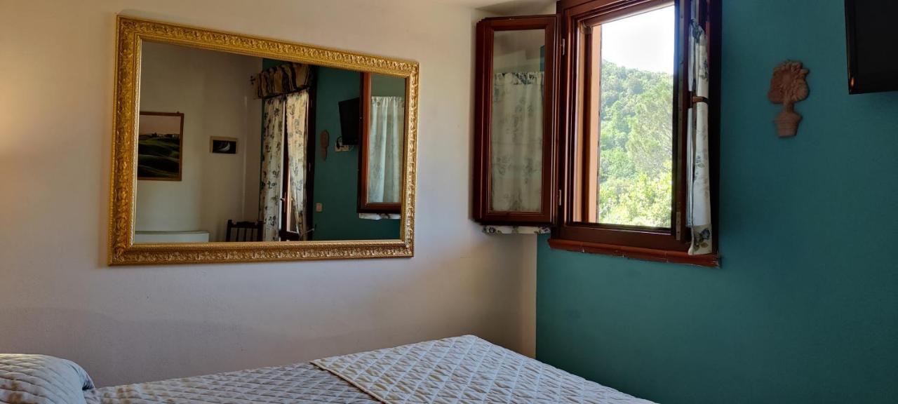 Locanda Mossa Dei Barbari Buriano  Bagian luar foto