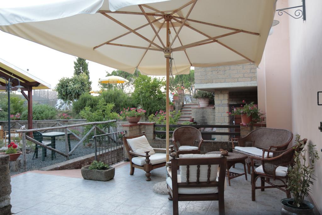 Locanda Mossa Dei Barbari Buriano  Bagian luar foto