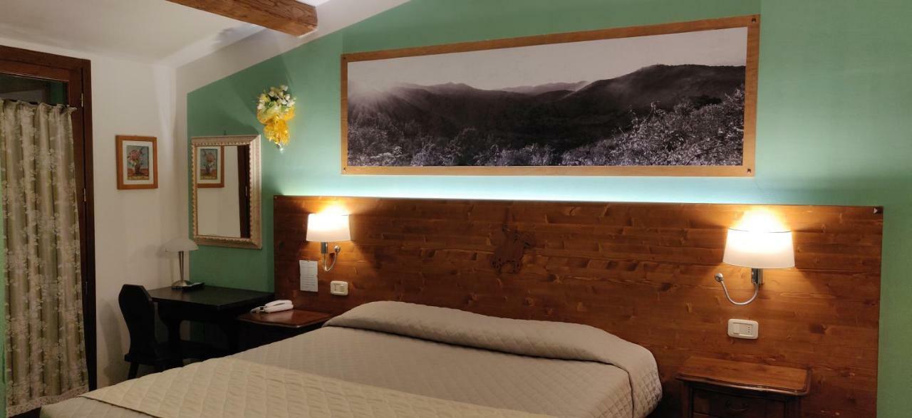 Locanda Mossa Dei Barbari Buriano  Bagian luar foto